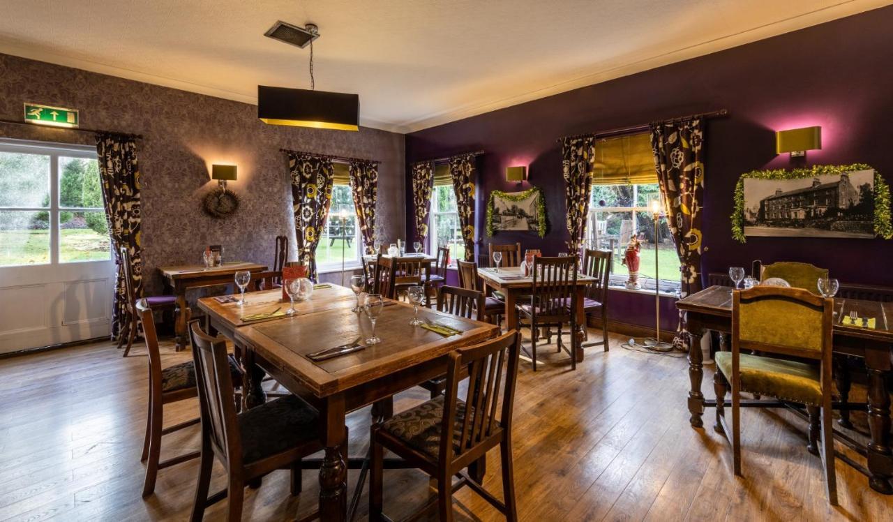 Alston House Hotel ภายนอก รูปภาพ