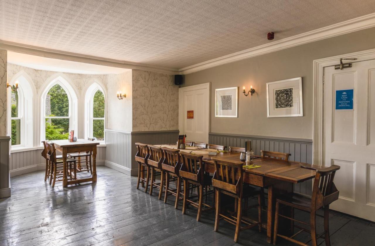 Alston House Hotel ภายนอก รูปภาพ