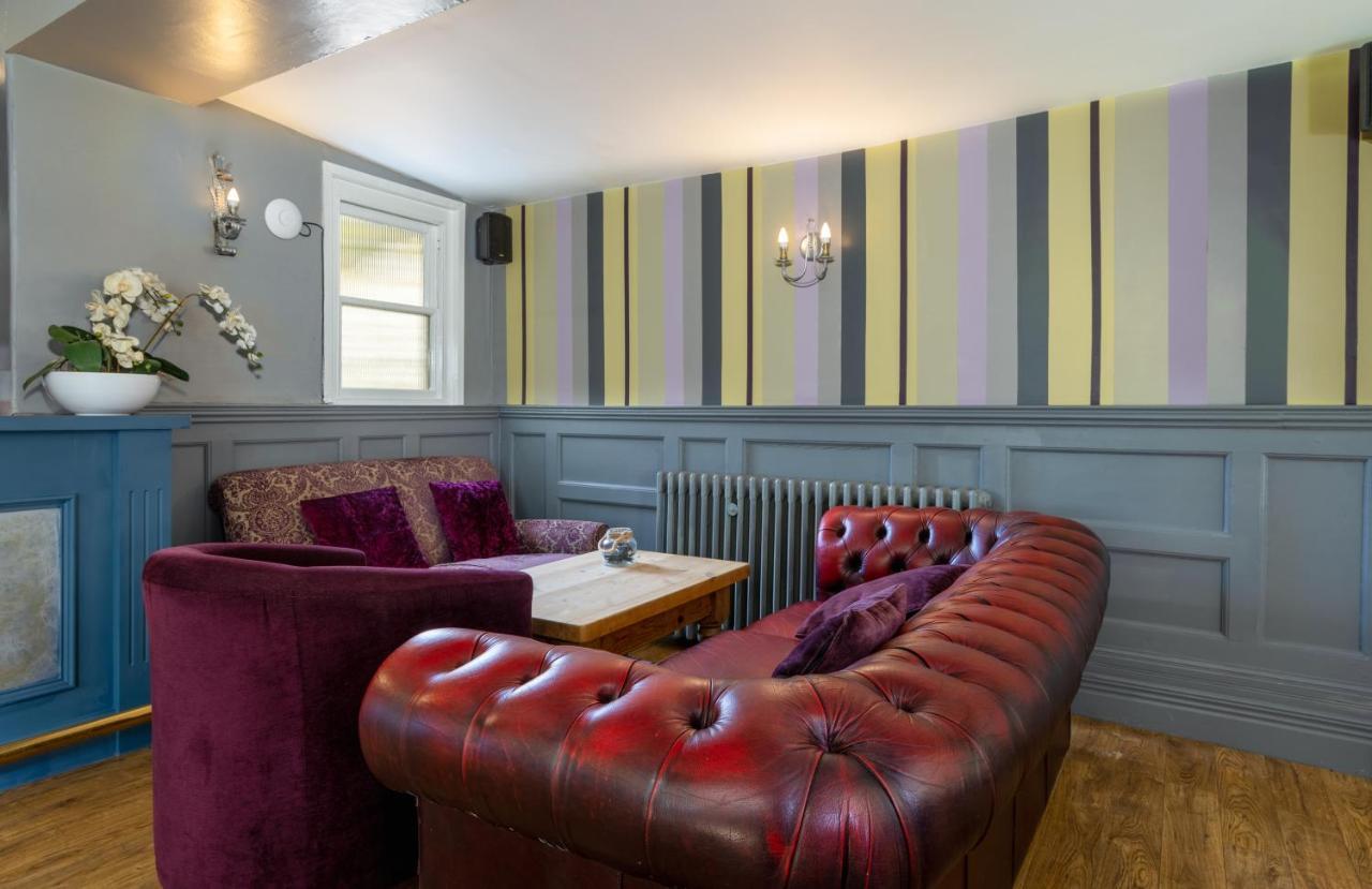 Alston House Hotel ภายนอก รูปภาพ