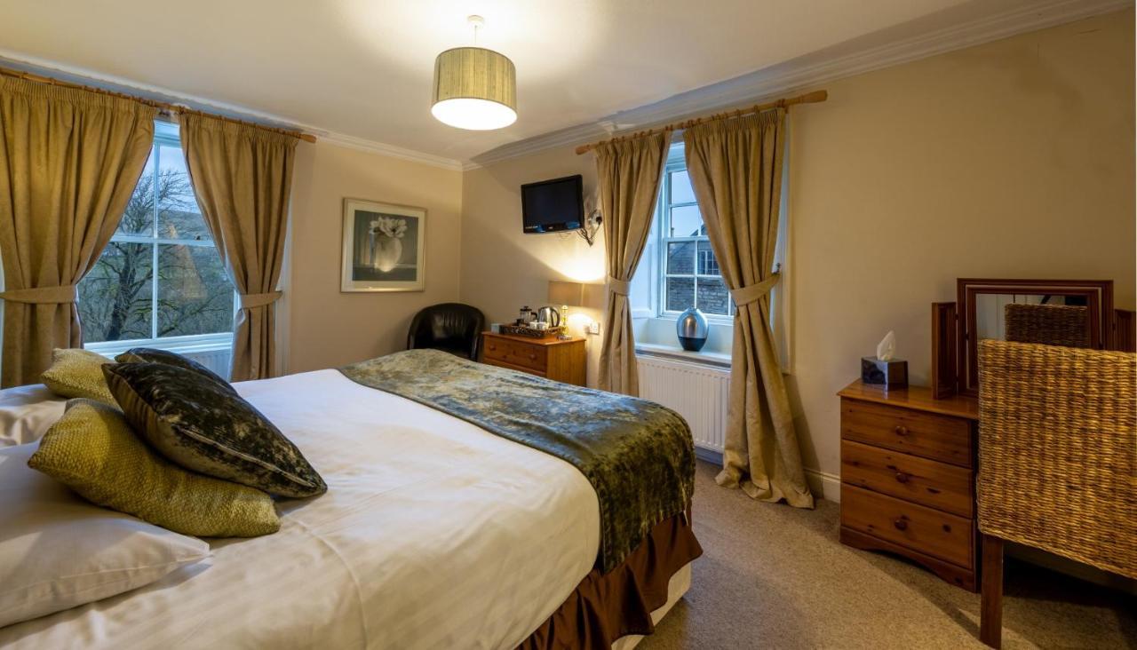 Alston House Hotel ภายนอก รูปภาพ