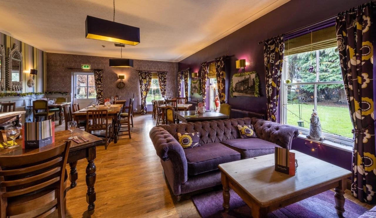 Alston House Hotel ภายนอก รูปภาพ